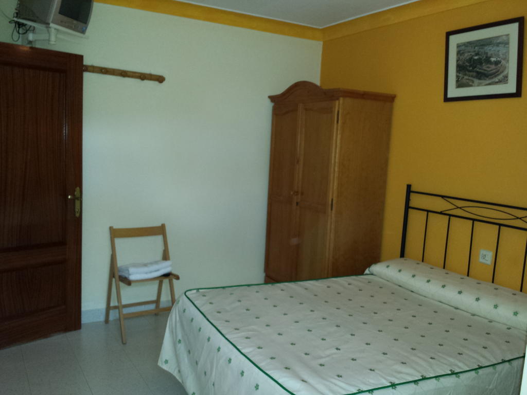 Hostal Atila Ricobayo Rom bilde