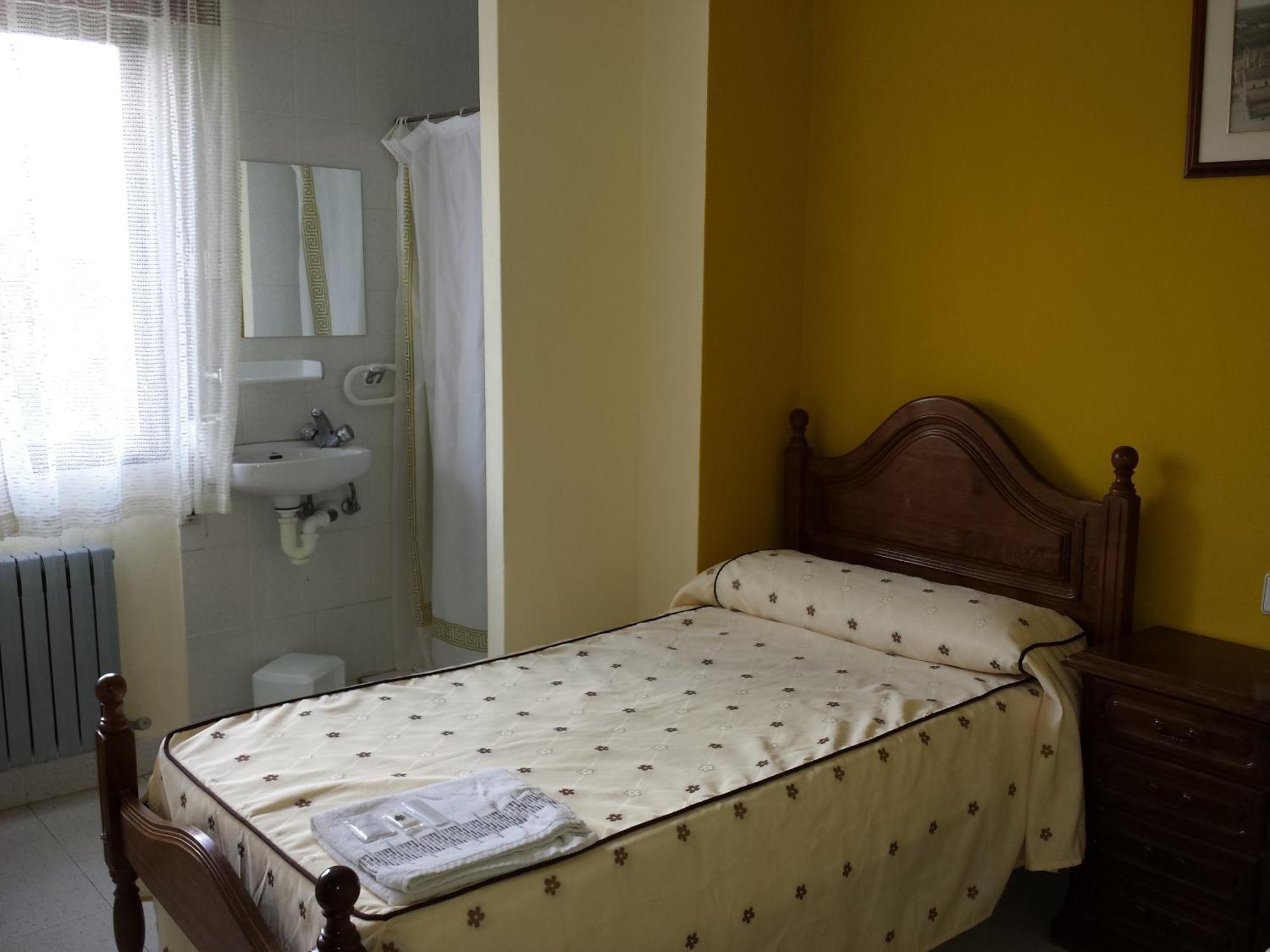 Hostal Atila Ricobayo Eksteriør bilde